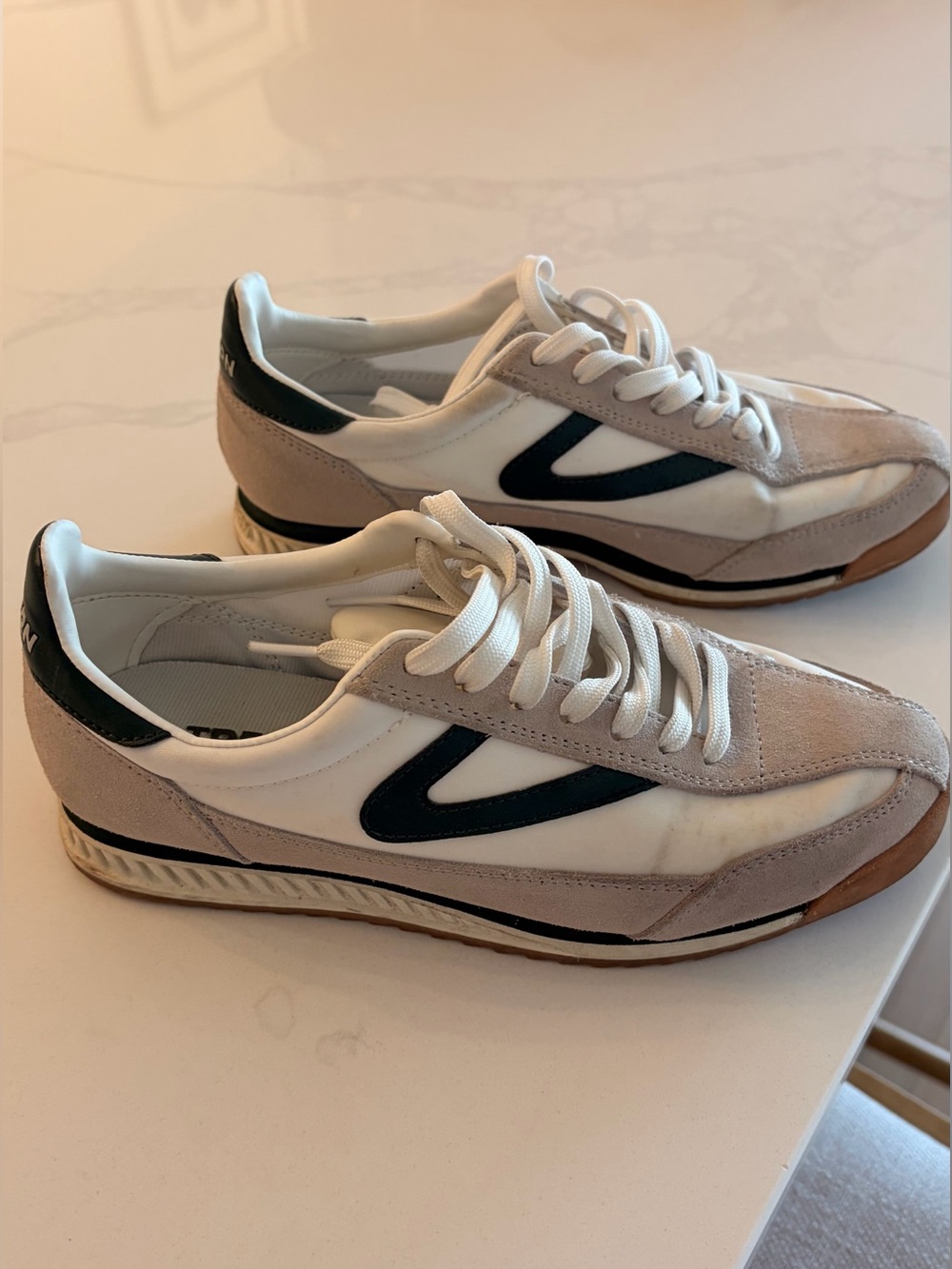 TRETORN sneakers size 5